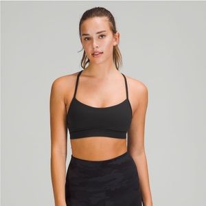 Lululemon Flow Y Nulu light support a-c cups